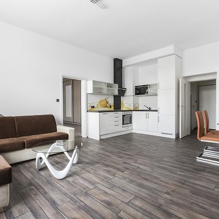 Apartsee Halkova Plzen Ngoại thất bức ảnh