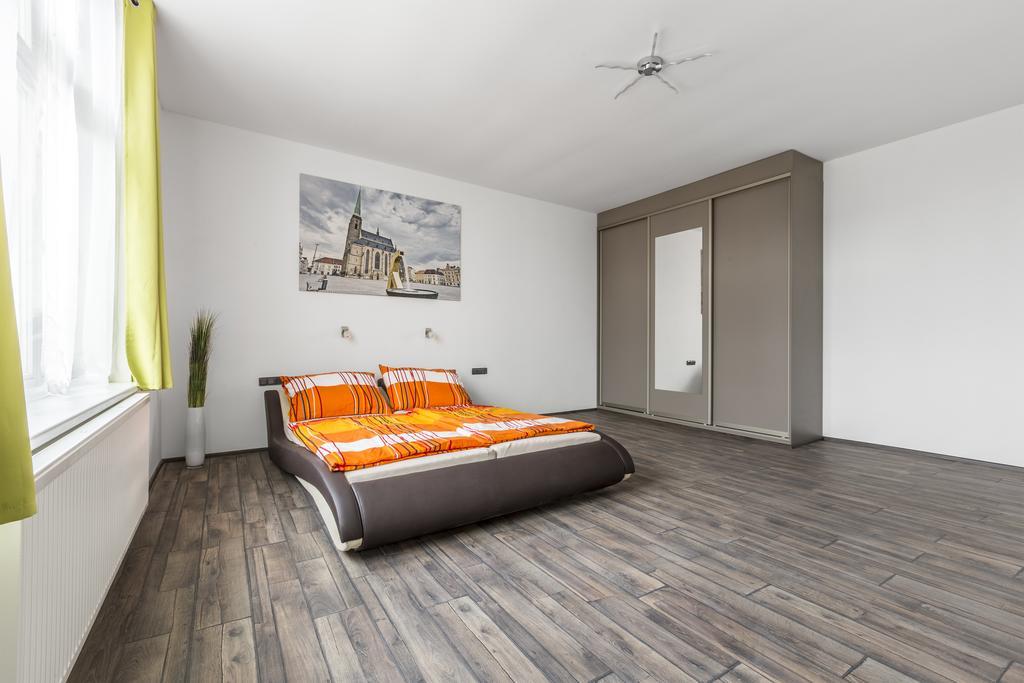 Apartsee Halkova Plzen Ngoại thất bức ảnh
