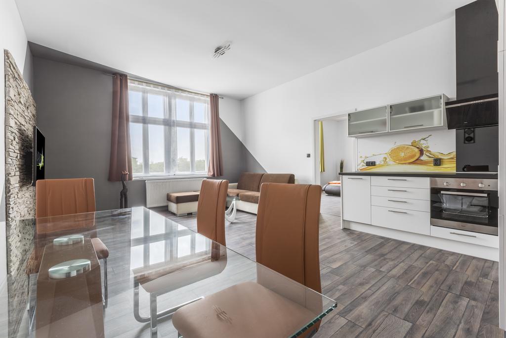 Apartsee Halkova Plzen Ngoại thất bức ảnh